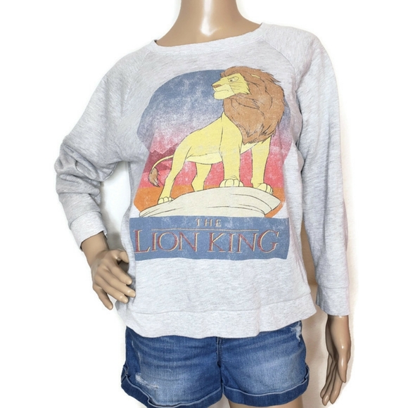 Disney Tops - Disney's The Lion King sweat shirt size large